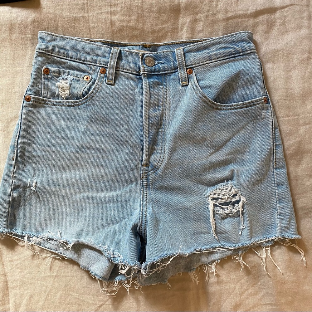 Levi’s Ribcage Denim Shorts